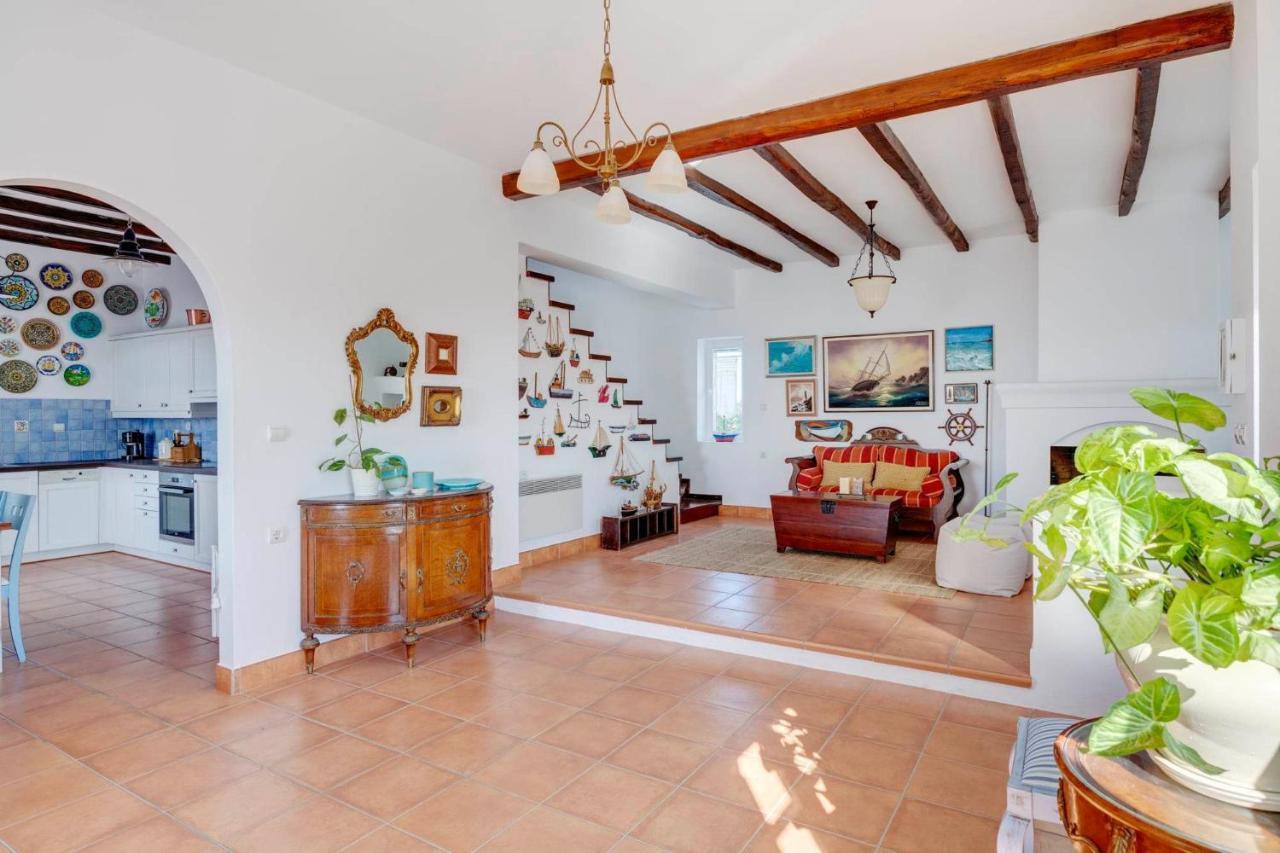 Cycladic Aura - Traditional Holiday Cottage Finikas  Zewnętrze zdjęcie